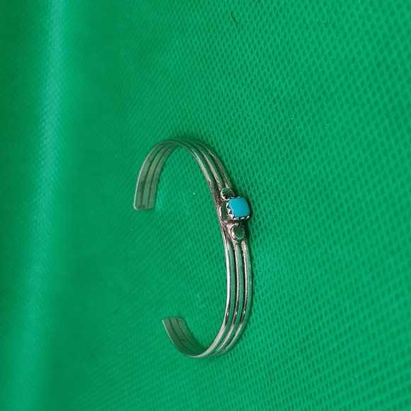 Navajo bracelets - Picture 2 of 7